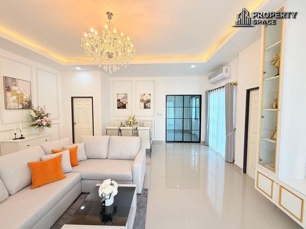 Stunning 3-Bedroom Pool Villa Near Regent International School Pattaya For Sale Image 7