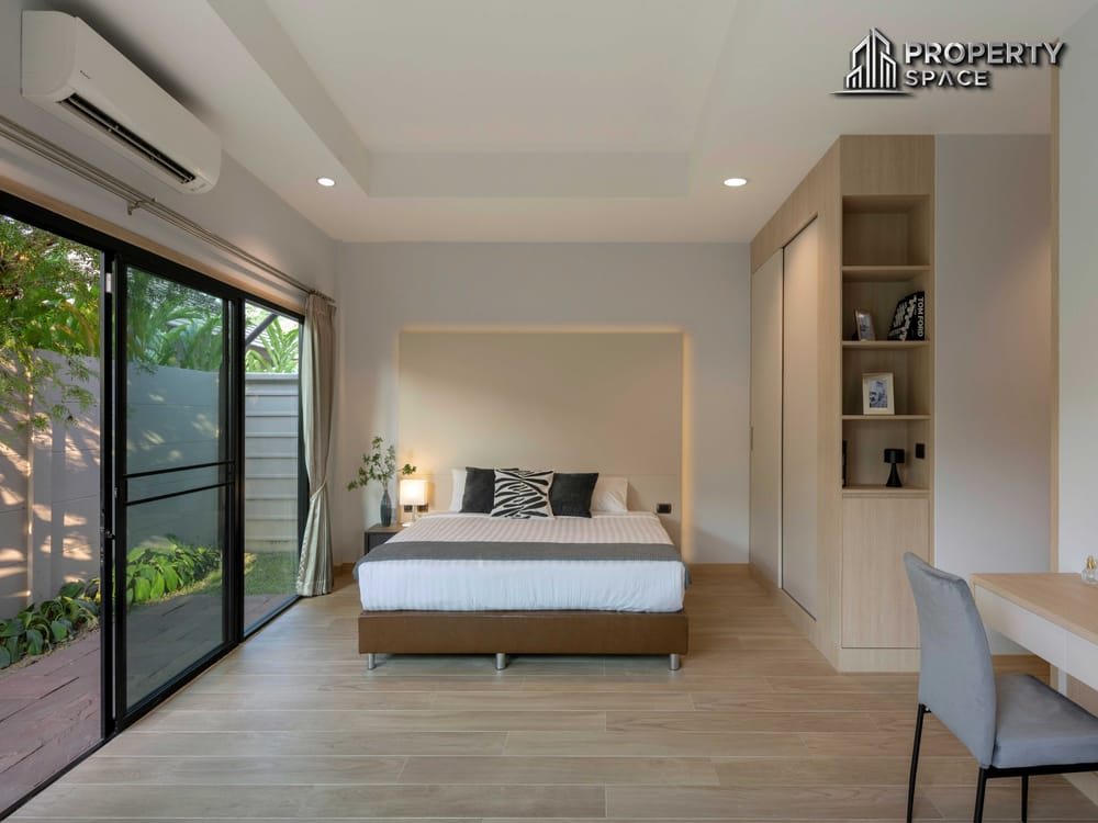 Luxurious 3 Bedroom Modern Pool Villa In Huay Yai Pattaya For Rent Image 10