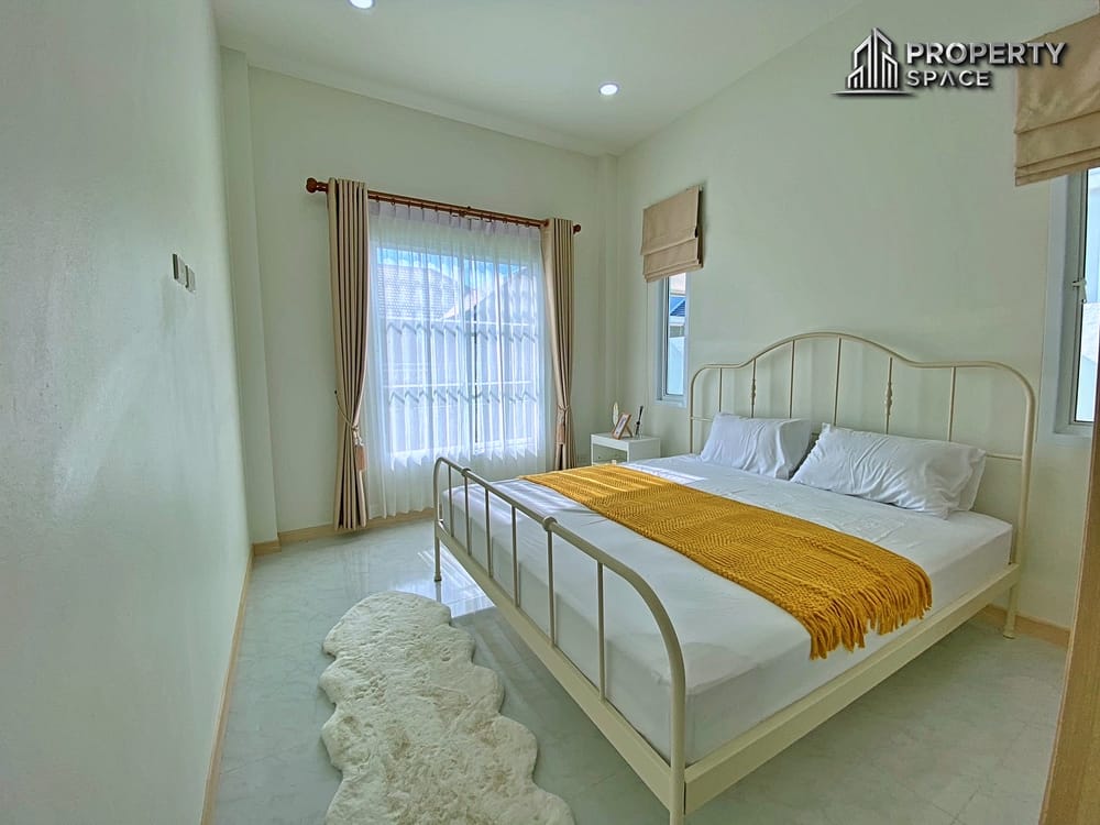 Brand New Cozy 3 Bedroom Single-Story House for Sale In East Pattaya Image 11