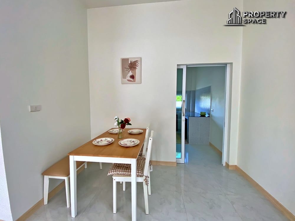 Brand New Cozy 3 Bedroom Single-Story House for Sale In East Pattaya Image 8