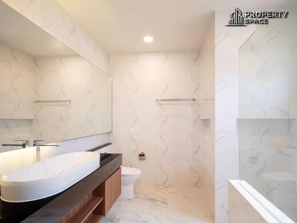 Presale 3 Bedroom Modern Pool Villa In Huai Yai Pattaya For Sale Image 14