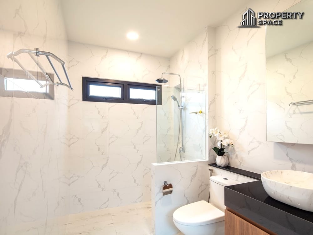 Presale 3 Bedroom Modern Pool Villa In Huai Yai Pattaya For Sale Image 12