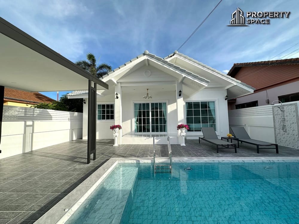 Modern 3 Bedrooms Renovated Pool Villa In East Pattaya For Sale Image 1
