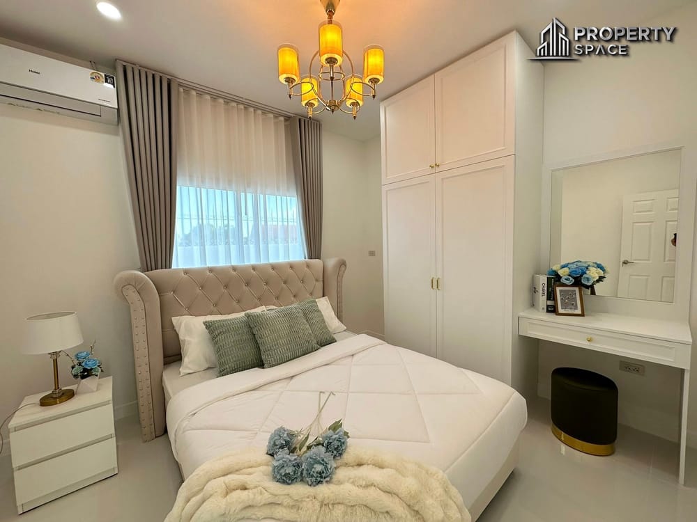 Modern 3 Bedrooms Renovated Pool Villa In East Pattaya For Sale Image 20