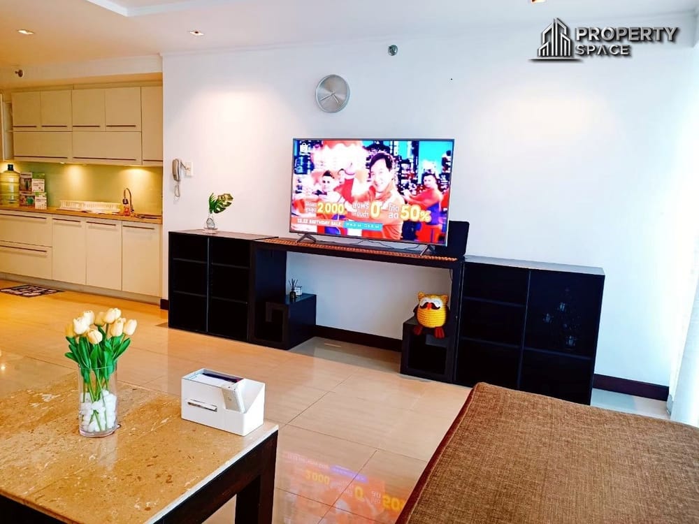 Luxury 1-Bedroom With Sea View In Northshore Pattaya Condo For Rent Image 7