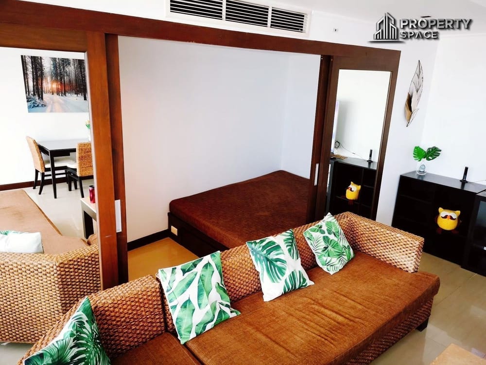 Luxury 1-Bedroom With Sea View In Northshore Pattaya Condo For Rent Image 13