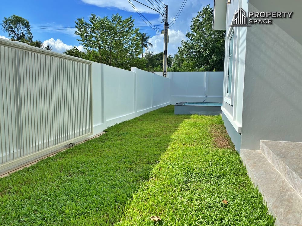 3 Bedroom Modern Single-Story Pool Villa in East Pattaya For Sale  Image 5