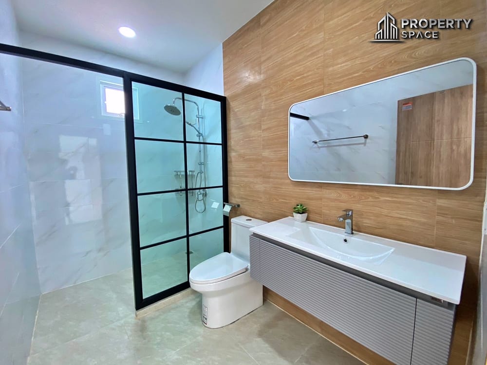 3 Bedroom Modern Single-Story Pool Villa in East Pattaya For Sale  Image 14