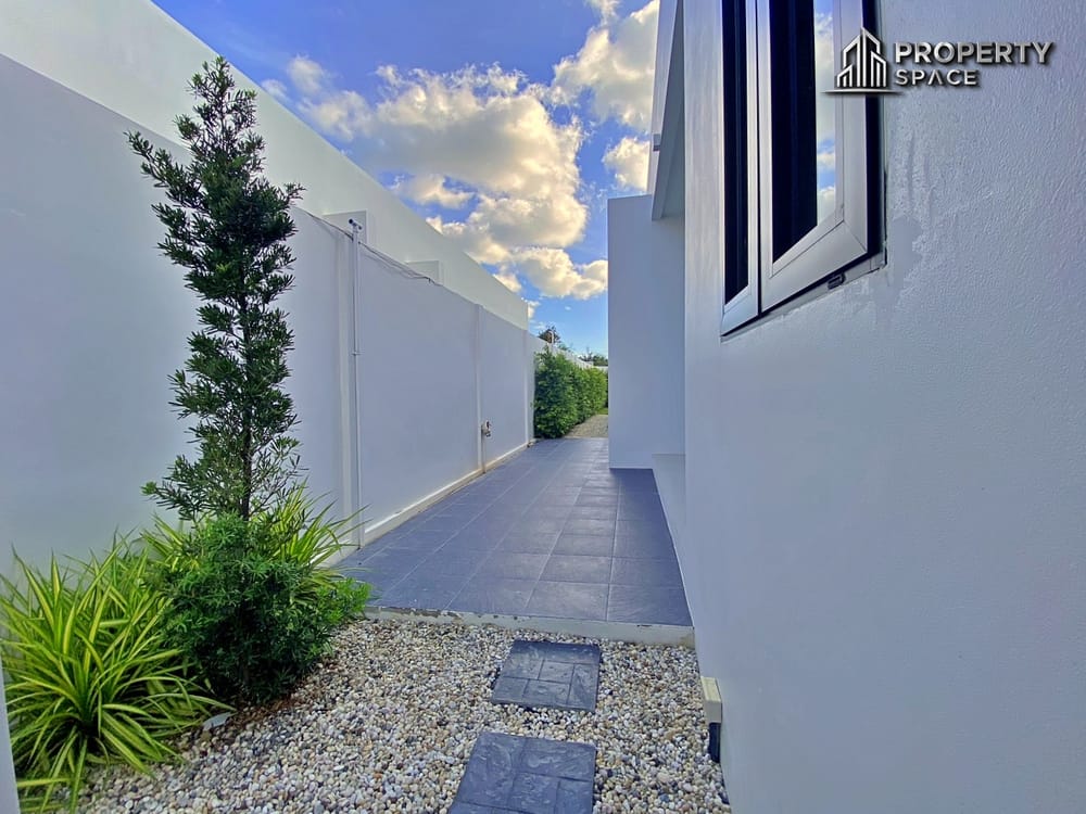 Brand New Modern 3 Bedroom Pool Villa In Mabprachan Pattaya For Sale Image 37