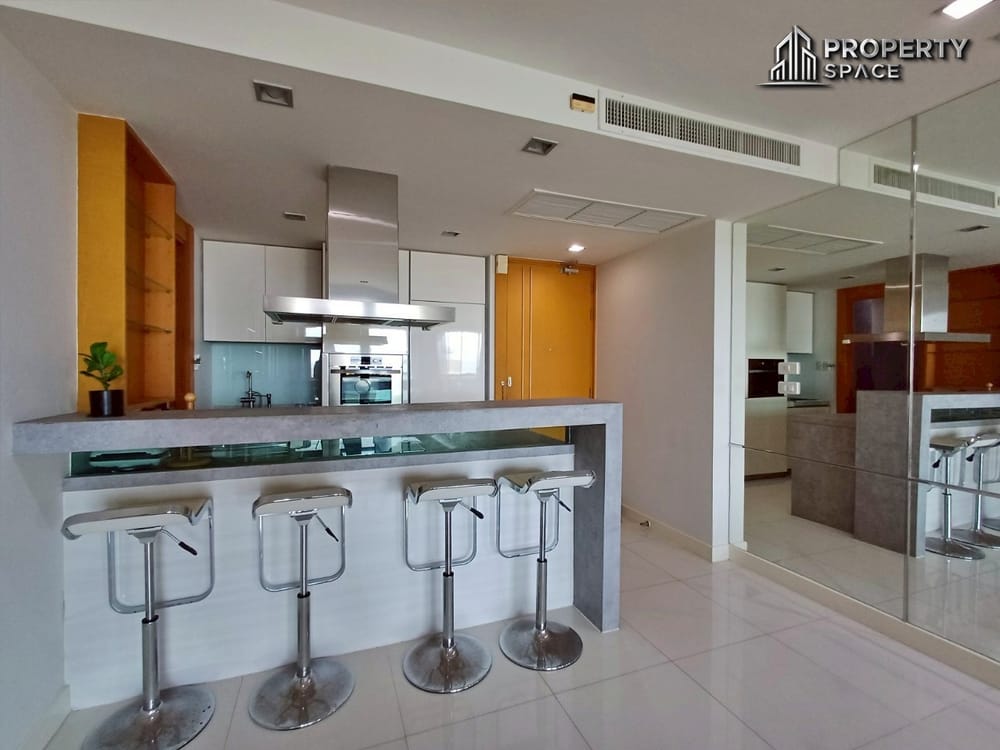 Spacious 2 Bedroom Sea View In Ananya Beachfront Wongamat For Rent Image 4