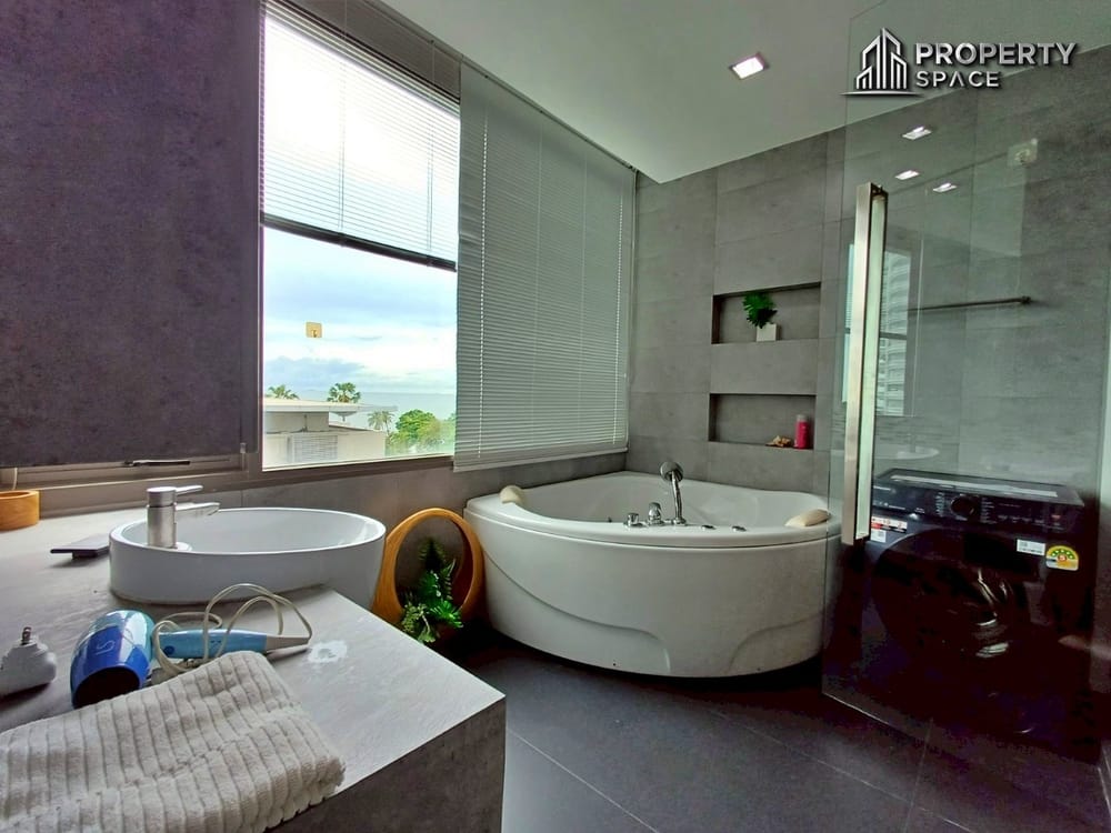 Spacious 2 Bedroom Sea View In Ananya Beachfront Wongamat For Rent Image 27
