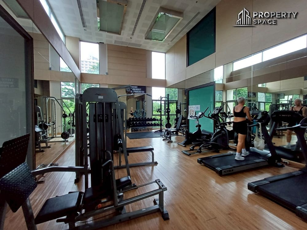 Spacious 2 Bedroom Sea View In Ananya Beachfront Wongamat For Rent Image 33