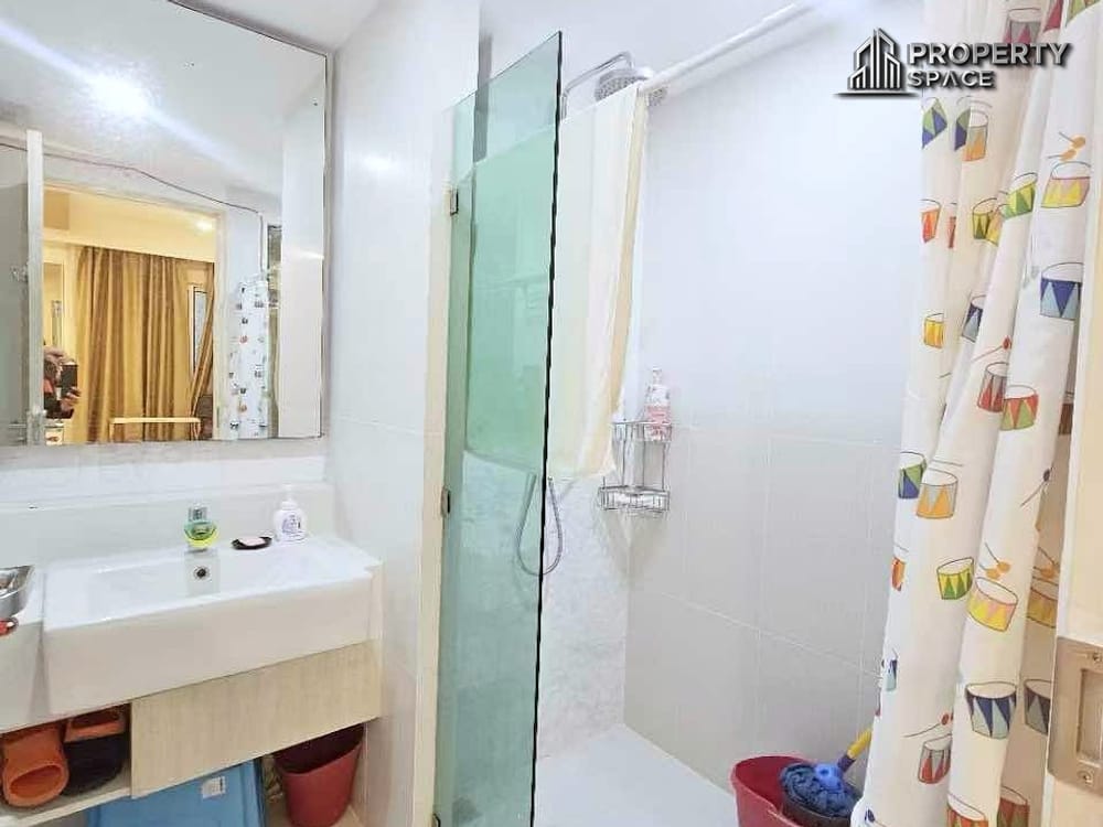 Modern 1 Bedroom (FQ) Condo in Seven Seas Condo Resort Jomtien For Sale Image 6