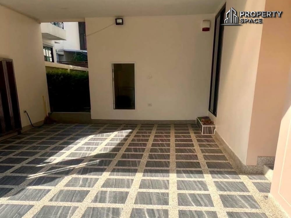 Modern 3-Bedroom Spacious Pool Villa for Sale and Rent (Pet Friendly) in East Pattaya – Naklua Image 20