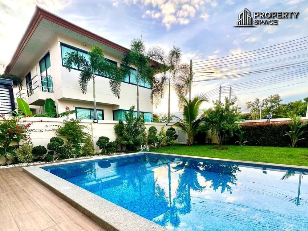 Modern 3-Bedroom Spacious Pool Villa for Sale and Rent (Pet Friendly) in East Pattaya – Naklua Image 1