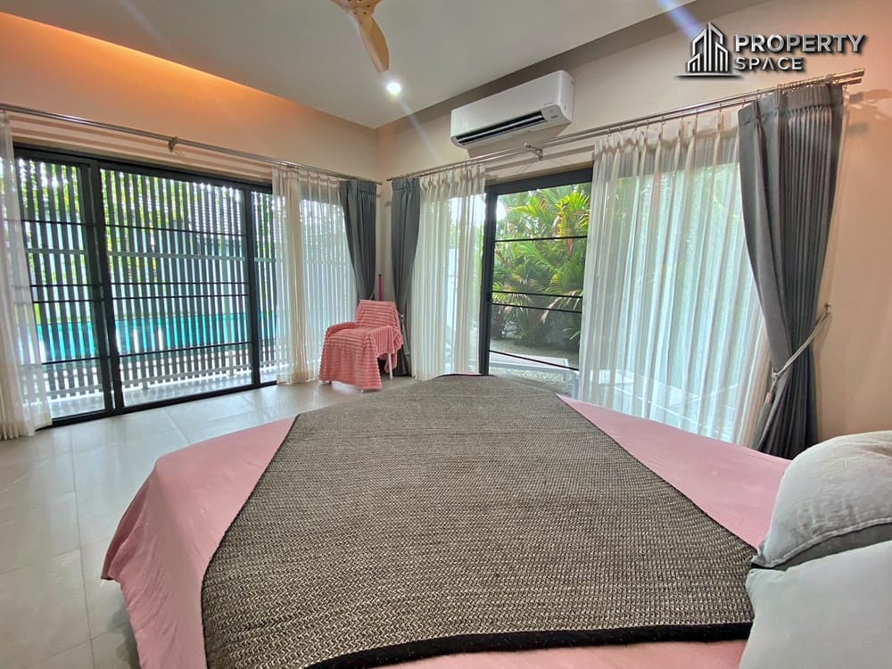 Modern Spacious 2 Bedroom Pool Villa in Huai Yai  Baan Pattaya 6 For Sale Image 15
