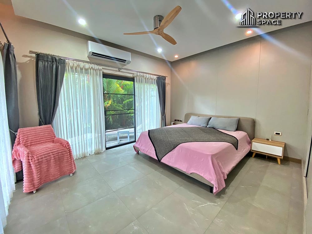 Modern Spacious 2 Bedroom Pool Villa in Huai Yai  Baan Pattaya 6 For Sale Image 12
