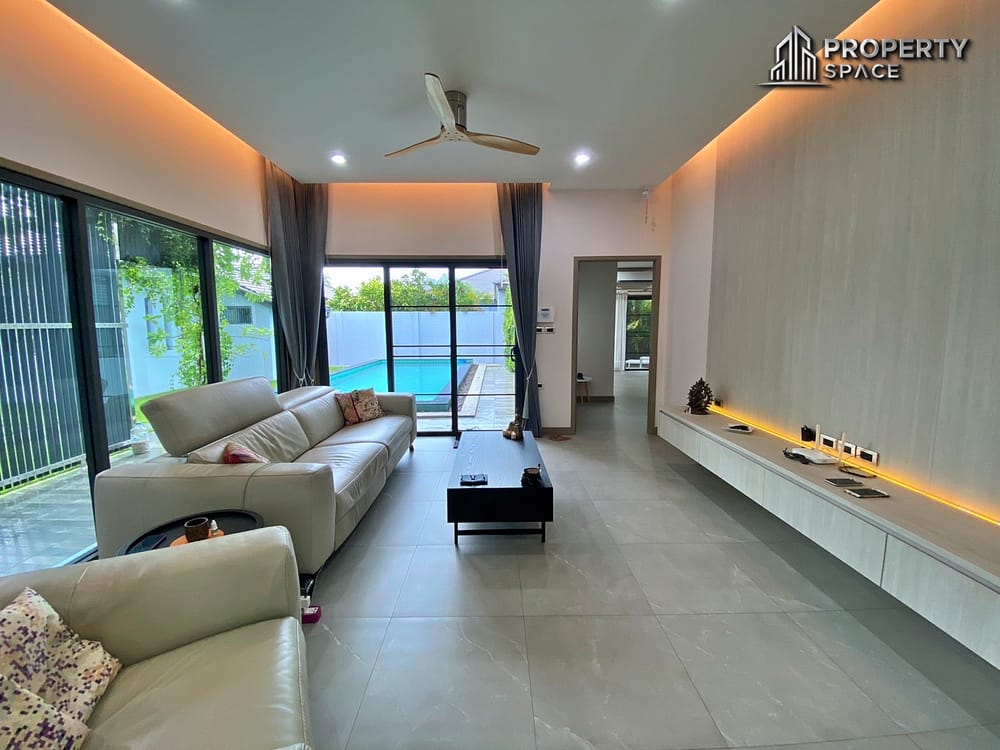 Modern Spacious 2 Bedroom Pool Villa in Huai Yai  Baan Pattaya 6 For Sale Image 5
