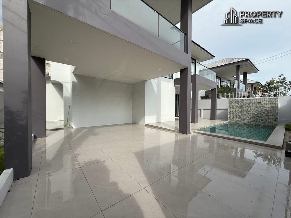 5 Bedroom Modern Luxury Pool Villa Close To Jomtien Beach For Rent Image 5