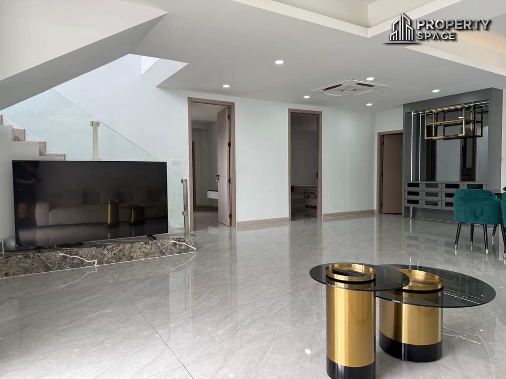 5 Bedroom Modern Luxury Pool Villa Close To Jomtien Beach For Rent Image 6