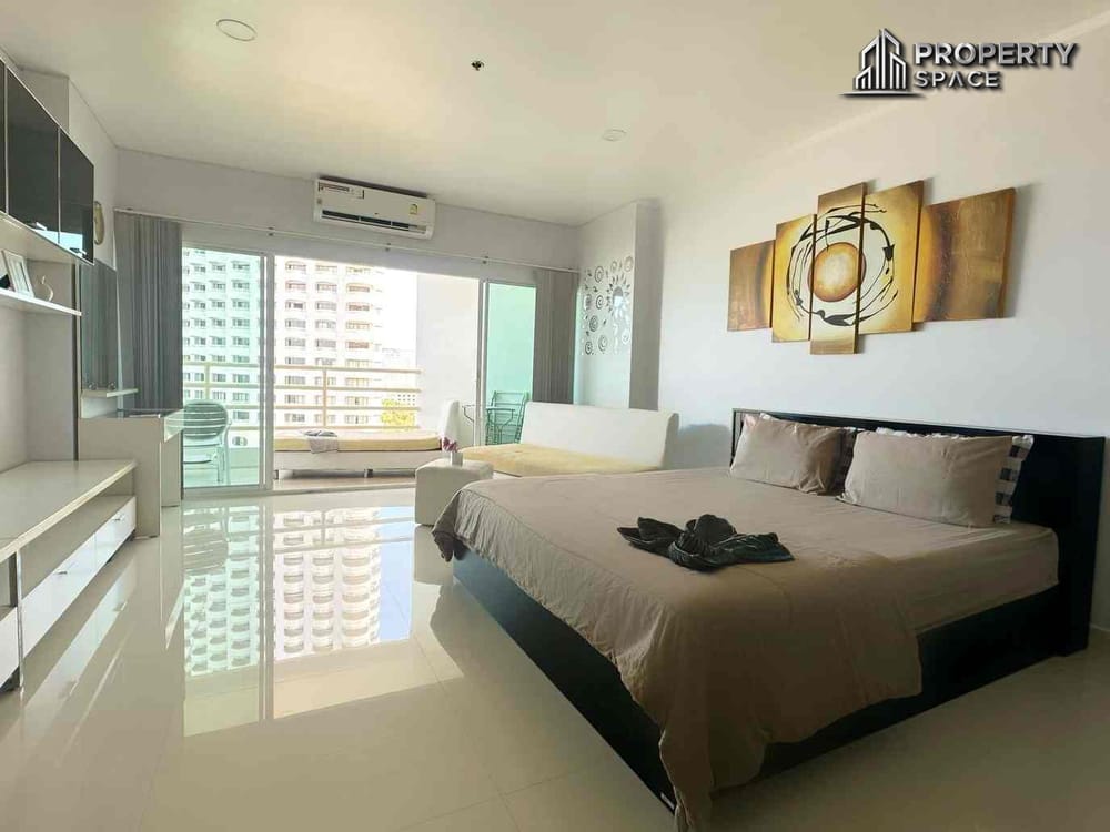 Stunning Sea View Studio FQ In View Talay 8 Jomtien Condo For Sale Image 5