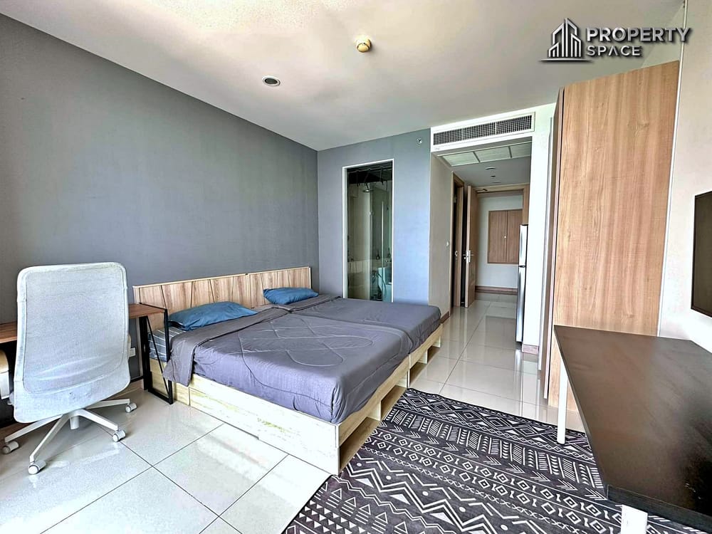 Direct Sea View Studio In The Riviera Wongamat Luxury Condo For Sale Image 9