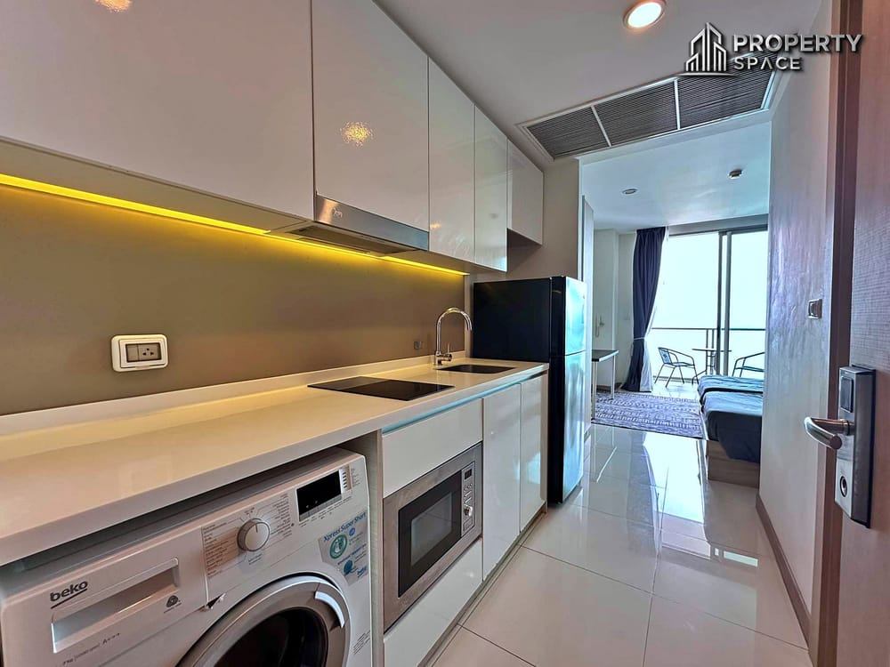 Direct Sea View Studio In The Riviera Wongamat Luxury Condo For Sale Image 7