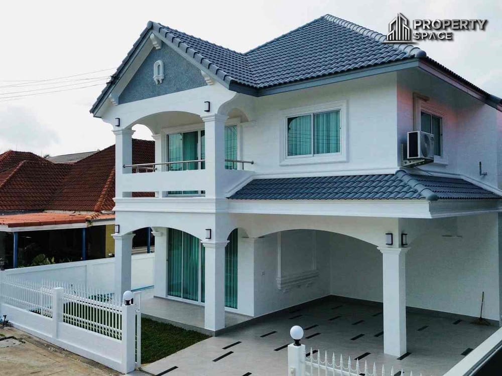Brand New 4 Bedroom Detached House In East Pattaya Near Jomtien Beach For Sale  Image 3