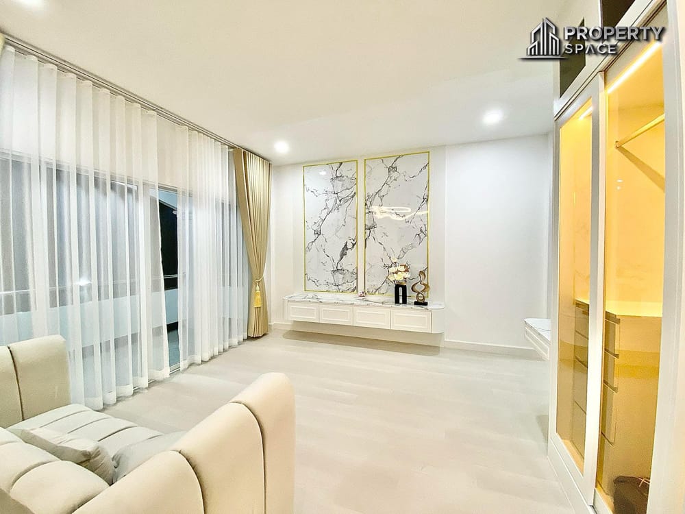 Brand New 4 Bedroom Detached House In East Pattaya Near Jomtien Beach For Sale  Image 17