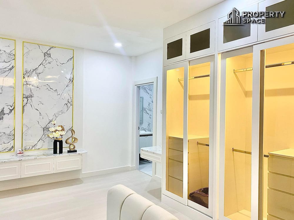 Brand New 4 Bedroom Detached House In East Pattaya Near Jomtien Beach For Sale  Image 22