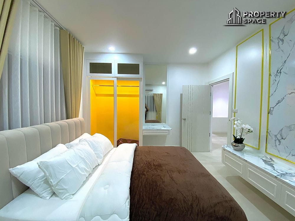 Brand New 4 Bedroom Detached House In East Pattaya Near Jomtien Beach For Sale  Image 30