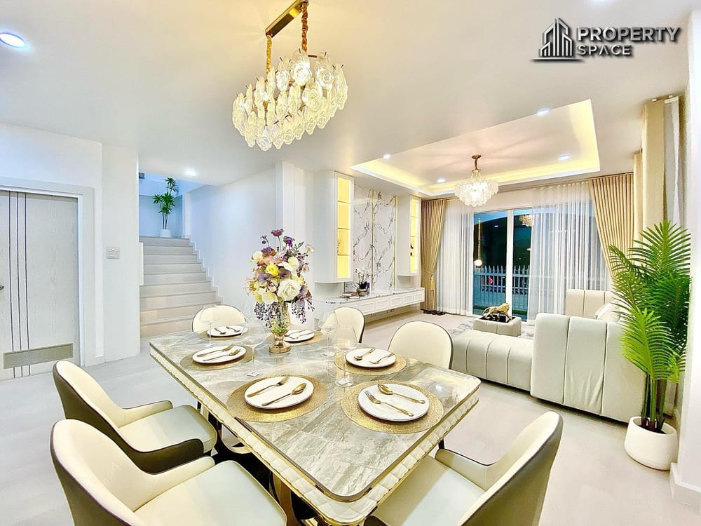 Brand New 4 Bedroom Detached House In East Pattaya Near Jomtien Beach For Sale  Image 12