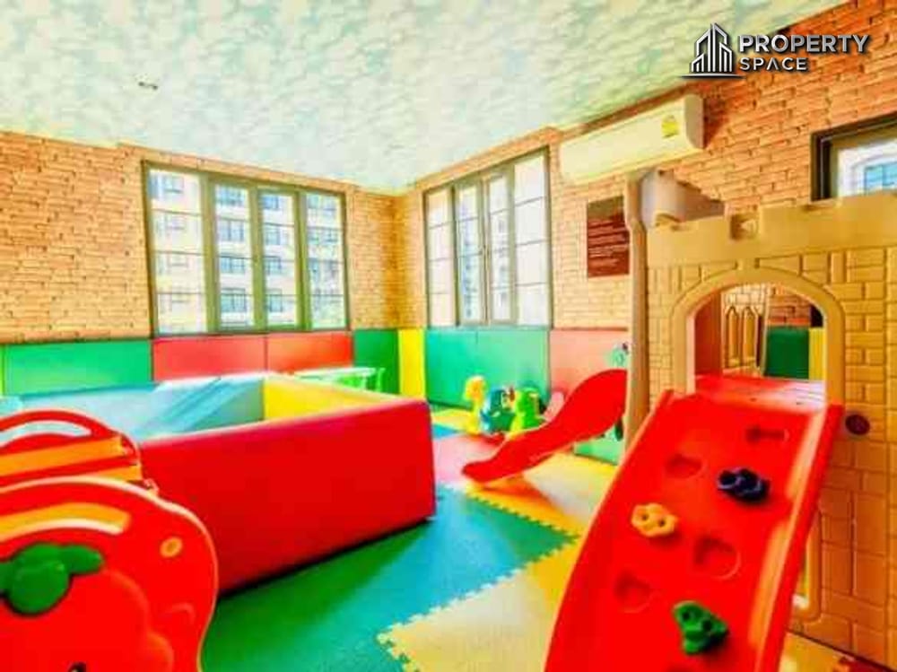 2 Bedroom In Venetian Signature Condo Resort Pattaya For Rent Image 14