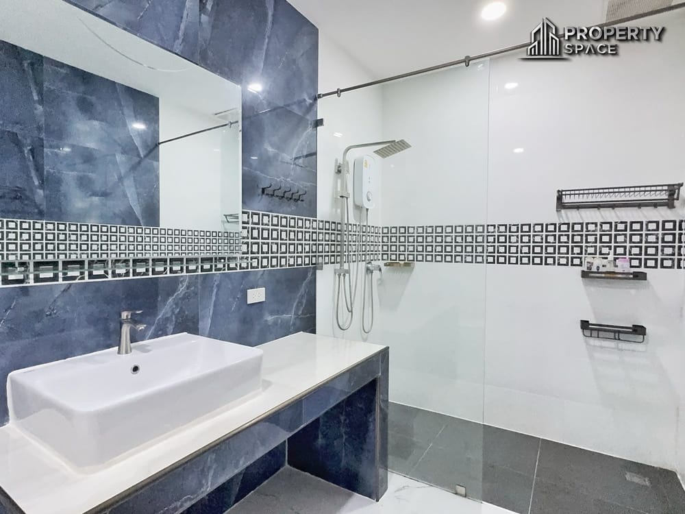 Fully Furnished Private House 3-Bedroom Pet Friendly in Naklua-Wongamat for Rent Image 26