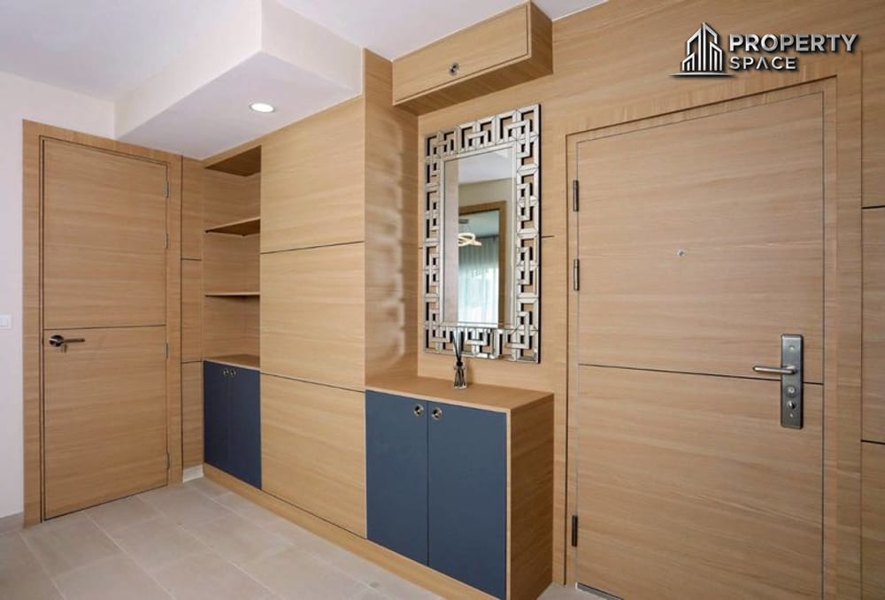 Modern luxury 1 Bedroom Condo Renovation At AD Hyatt For Sale Image 7