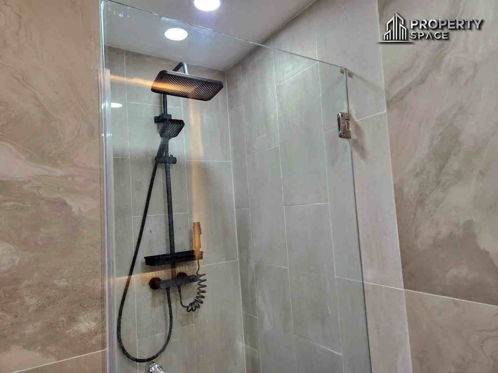 Modern luxury 1 Bedroom Condo Renovation At AD Hyatt For Sale Image 21