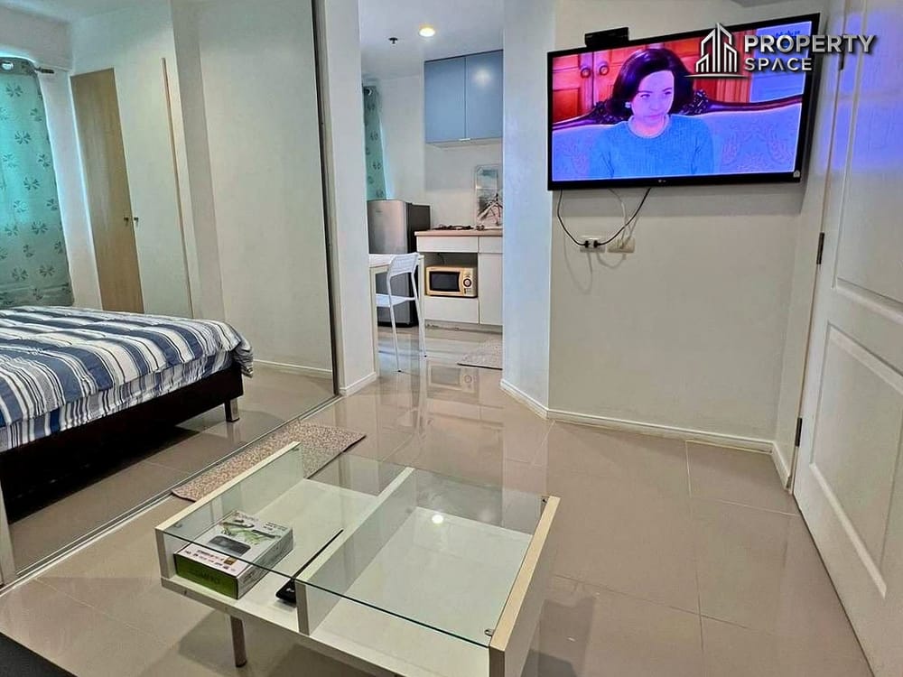 Modern 1 Bedroom Condo In Lumpini Condotown North Pattaya For Sale Image 5
