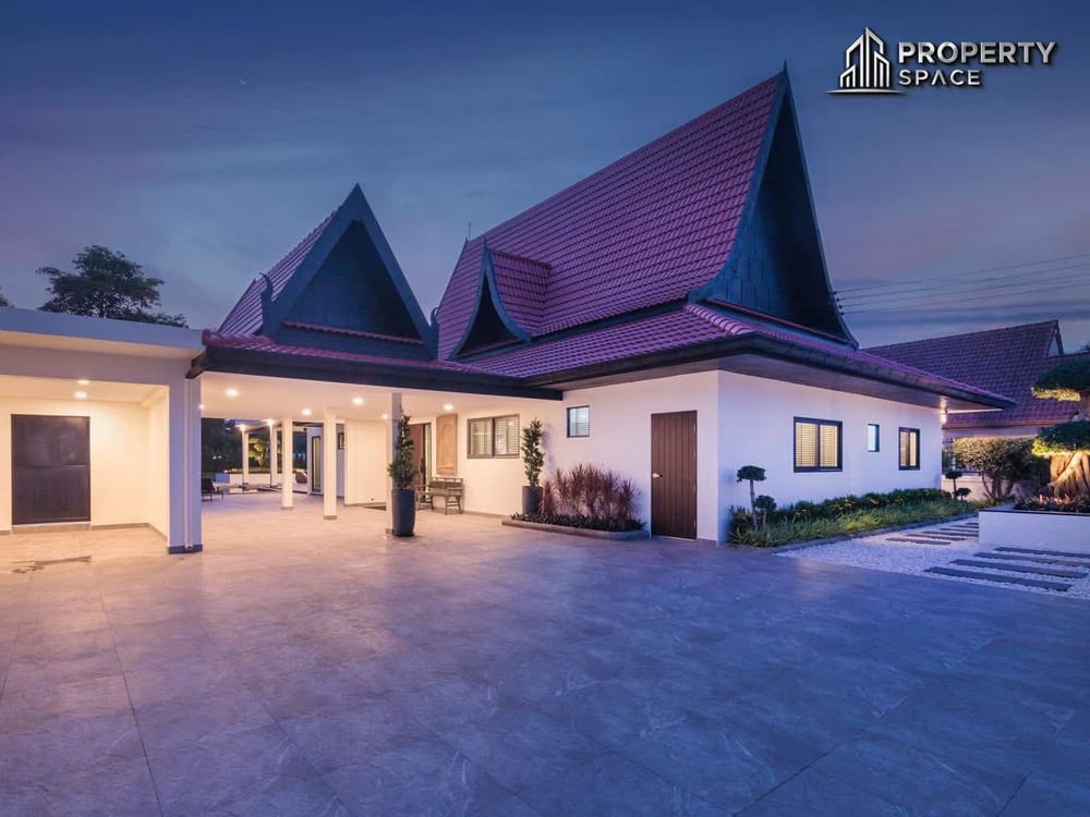 Luxury Newly Built Pool Villa 4 Bedroom In Mabprachan Lake Pattaya For Sale Image 1