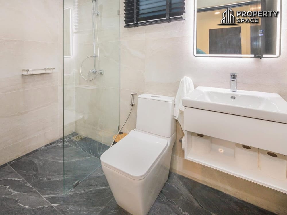 Luxury Newly Built Pool Villa 4 Bedroom In Mabprachan Lake Pattaya For Sale Image 14