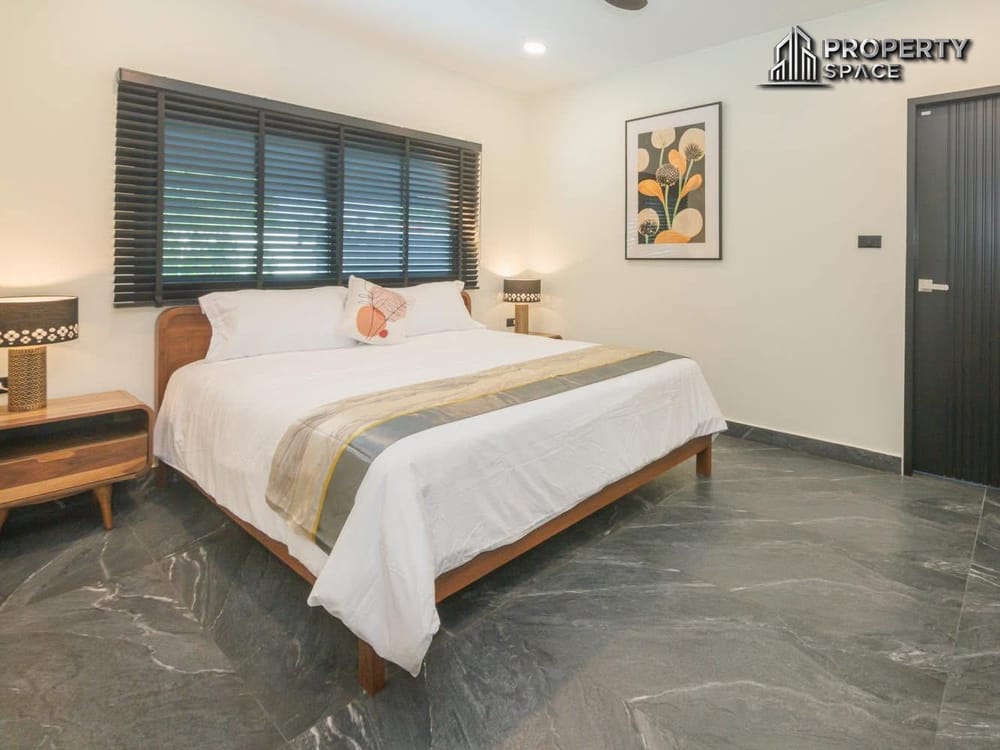 Luxury Newly Built Pool Villa 4 Bedroom In Mabprachan Lake Pattaya For Sale Image 13