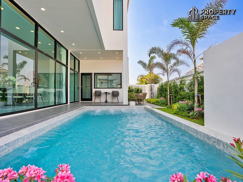 Luxury Modern 4 Bedroom Pool Villa in Huay Yai Pattaya for Sale Image 3