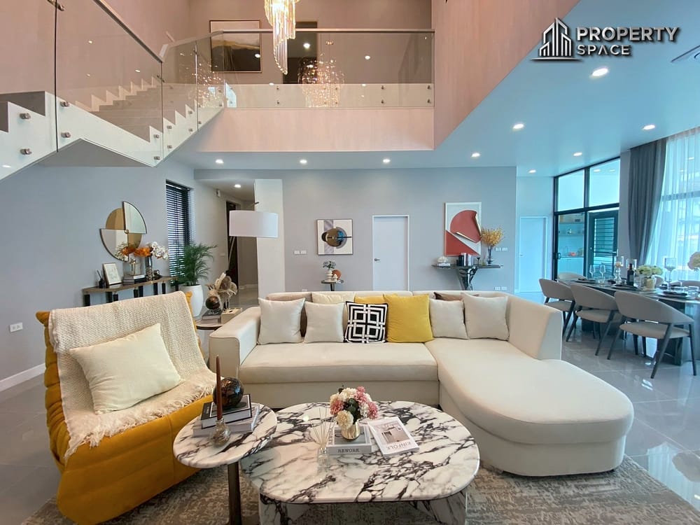 Luxury Modern 4 Bedroom Pool Villa in Huay Yai Pattaya for Sale Image 6