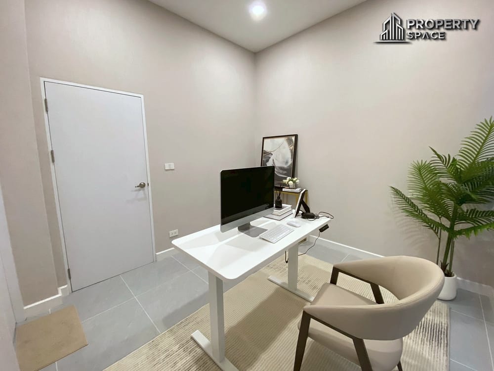 Luxury Modern 4 Bedroom Pool Villa in Huay Yai Pattaya for Sale Image 13