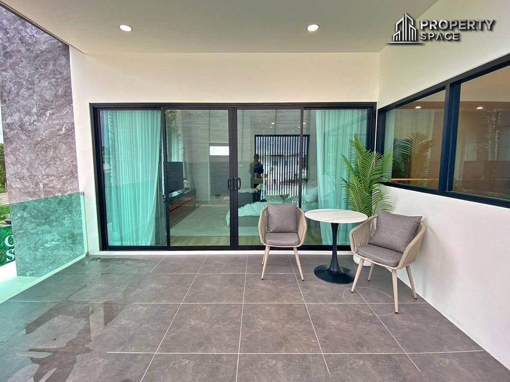 Luxury Modern 4 Bedroom Pool Villa in Huay Yai Pattaya for Sale Image 21