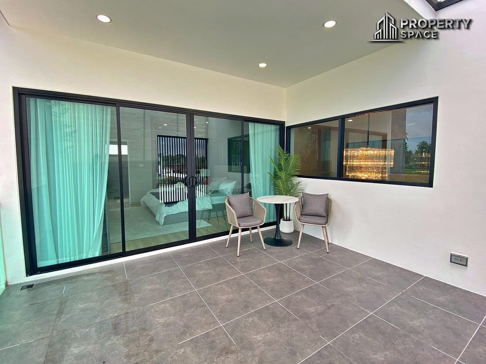 Luxury Modern 4 Bedroom Pool Villa in Huay Yai Pattaya for Sale Image 22