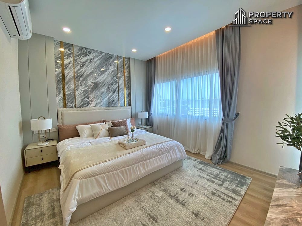 Luxury Modern 4 Bedroom Pool Villa in Huay Yai Pattaya for Sale Image 32