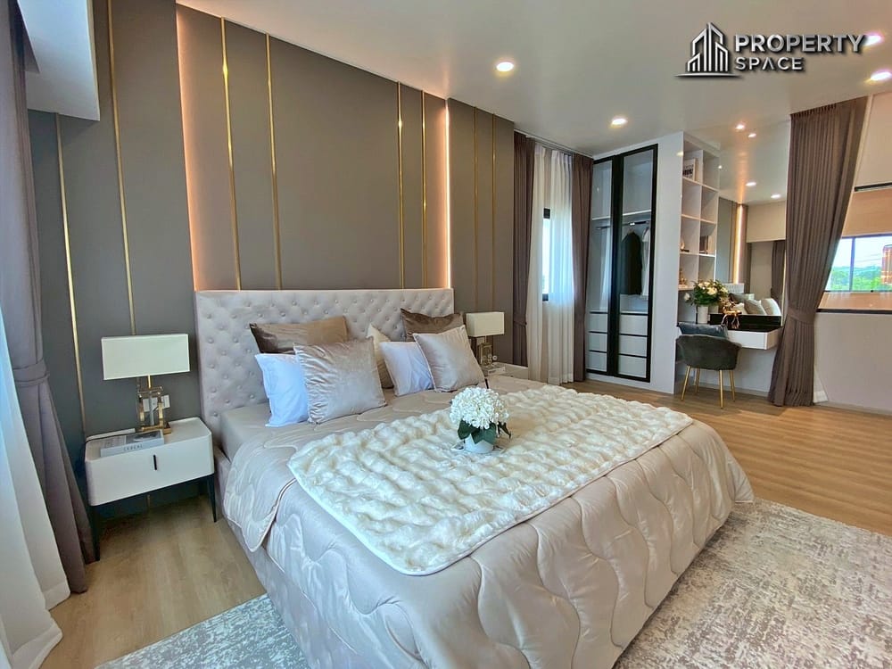 Luxury Modern 4 Bedroom Pool Villa in Huay Yai Pattaya for Sale Image 27