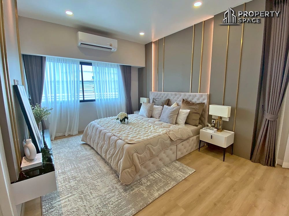 Luxury Modern 4 Bedroom Pool Villa in Huay Yai Pattaya for Sale Image 28