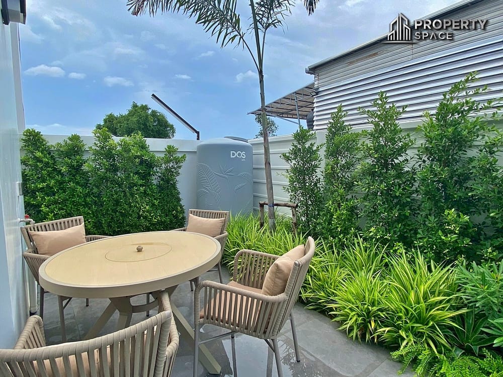 Luxury Modern 4 Bedroom Pool Villa in Huay Yai Pattaya for Sale Image 41