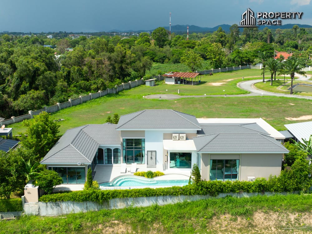 Luxurious Modern Pool Villa 4-Bedroom In Mabprachan Lake Pattaya For Sale Image 1